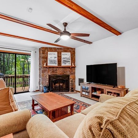 Laurel Haven Apartment Banner Elk Bagian luar foto