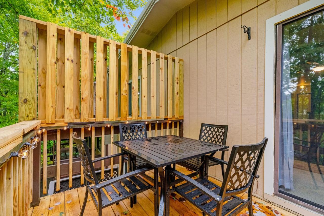 Laurel Haven Apartment Banner Elk Bagian luar foto