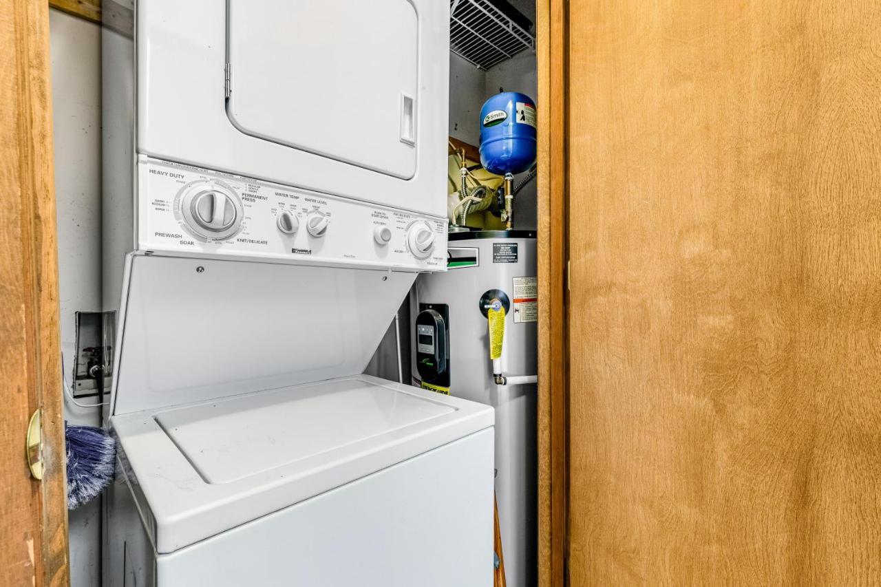 Laurel Haven Apartment Banner Elk Bagian luar foto